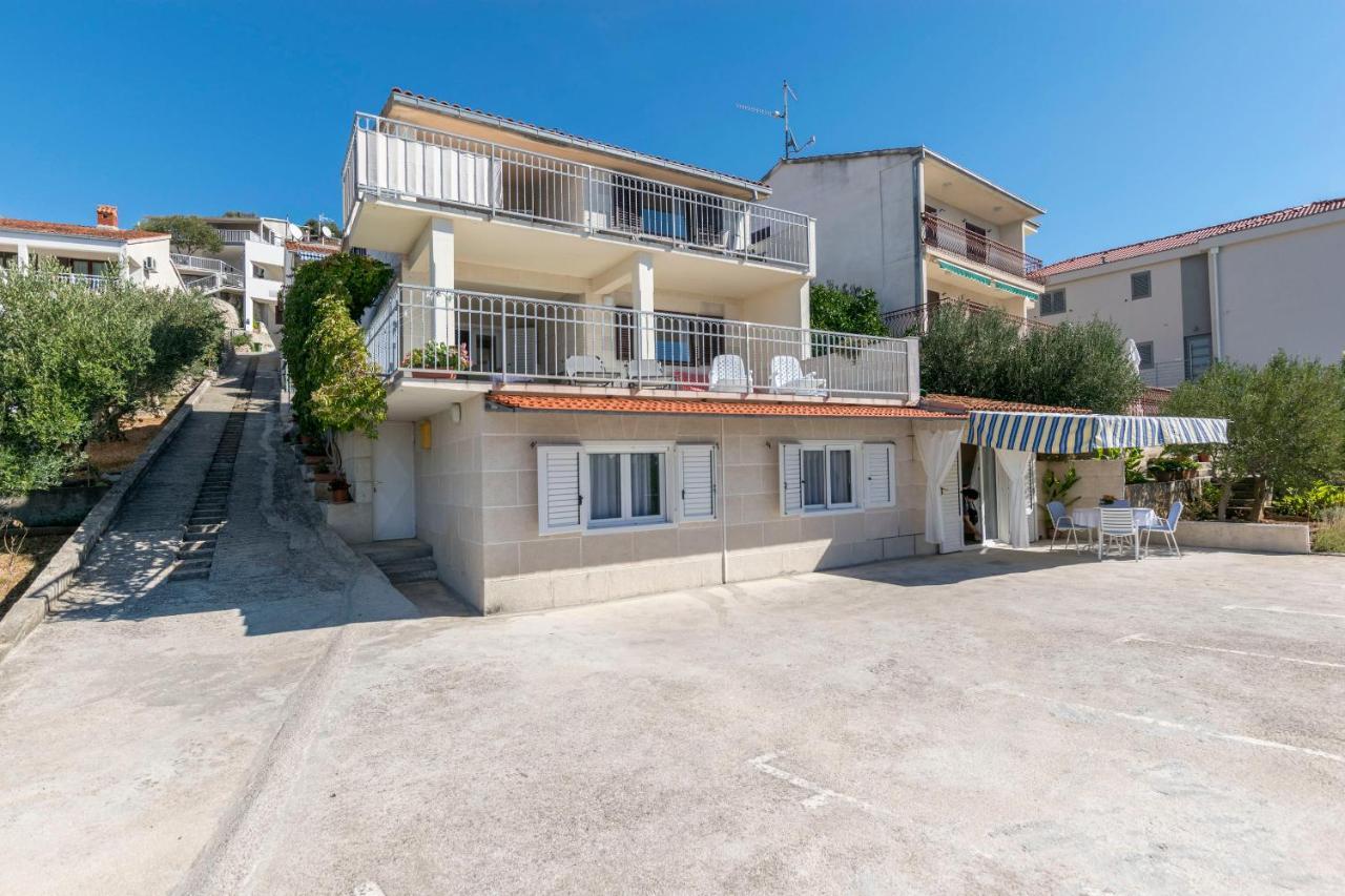 Dragica Apartment *