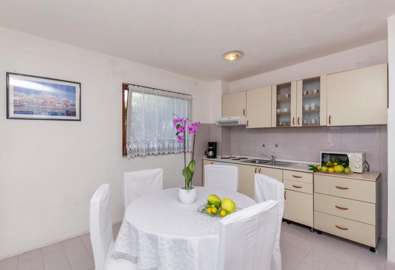 Apartment Dragica *
